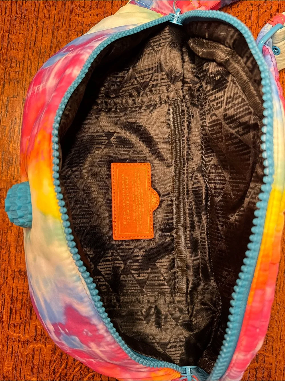Kurt Geiger London Glasto Tie-Dye Belt Bag/Fanny Pack EUC - Picture 12 of 13